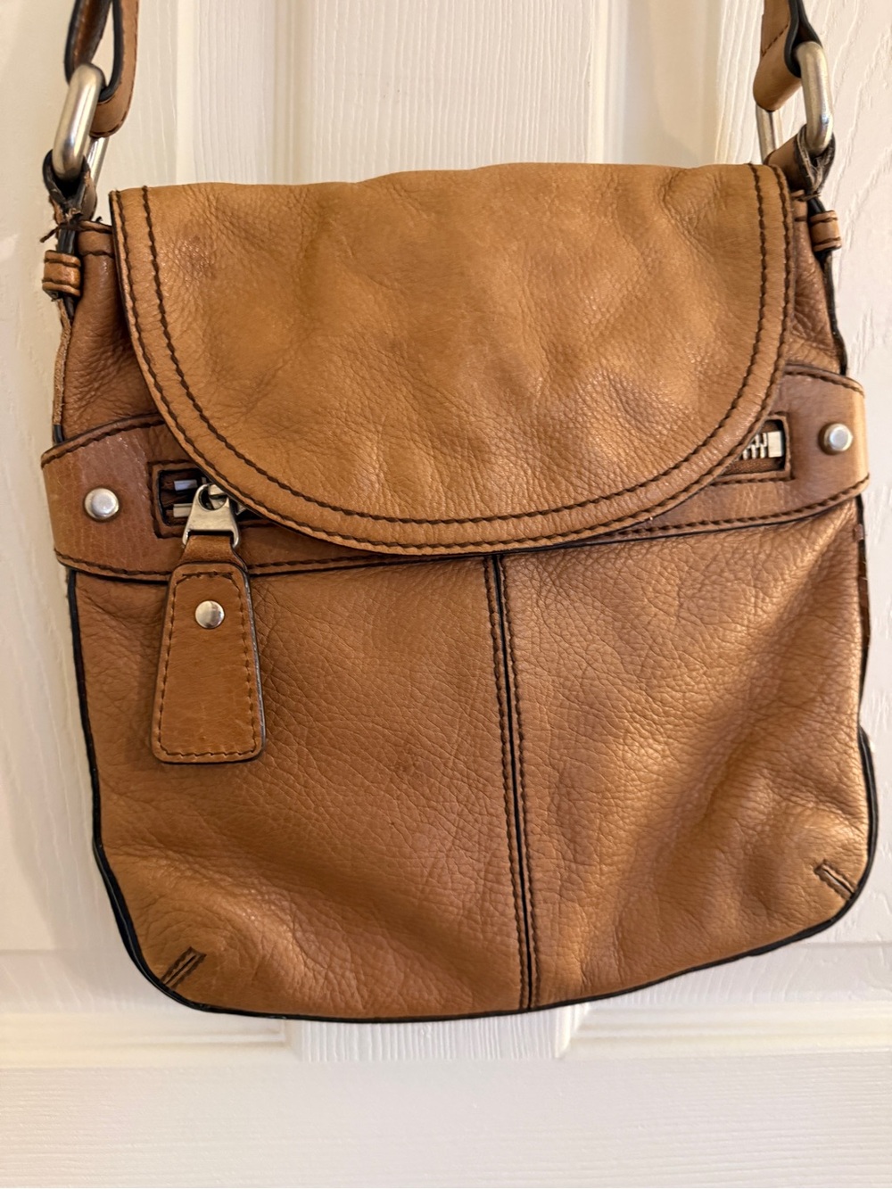 Vintage Fossil brown leather crossbody purse
